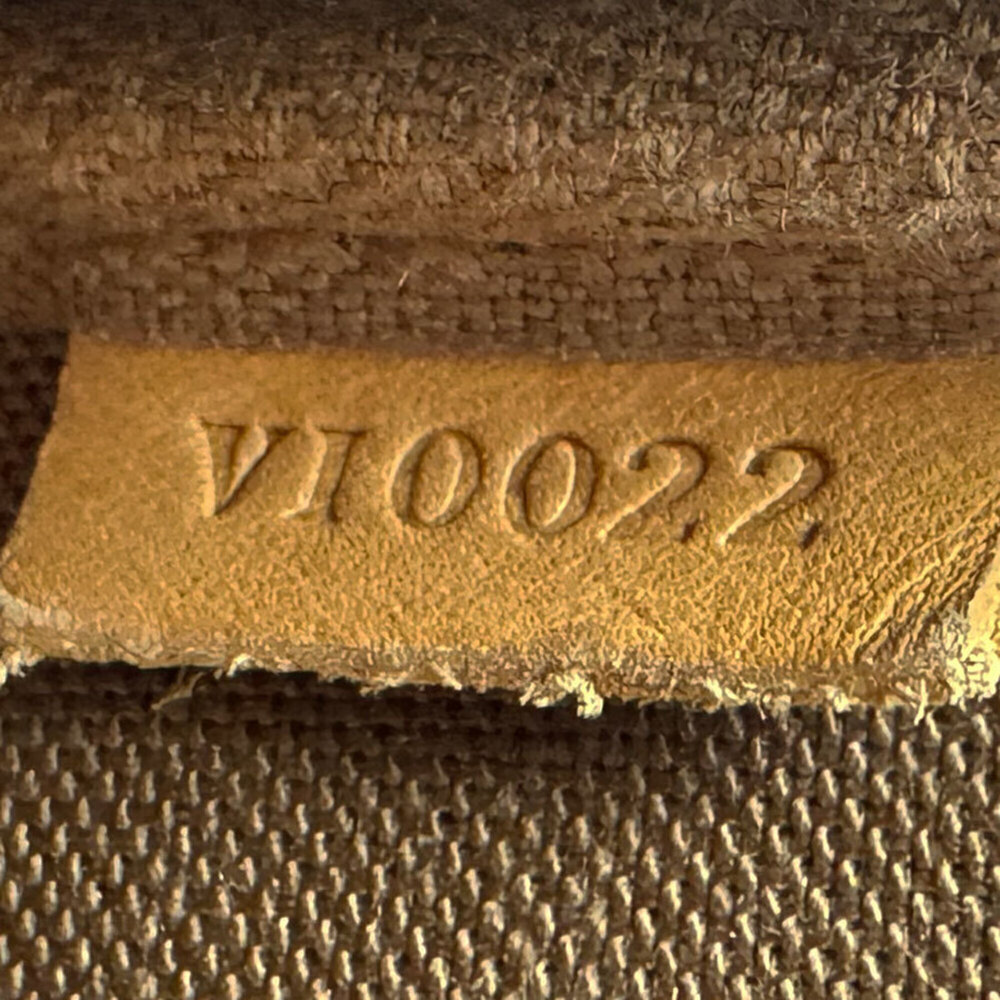 LOUIS VUITTON Brown Monogram Canvas Pochette Mini Bag - Picture 12 of 12